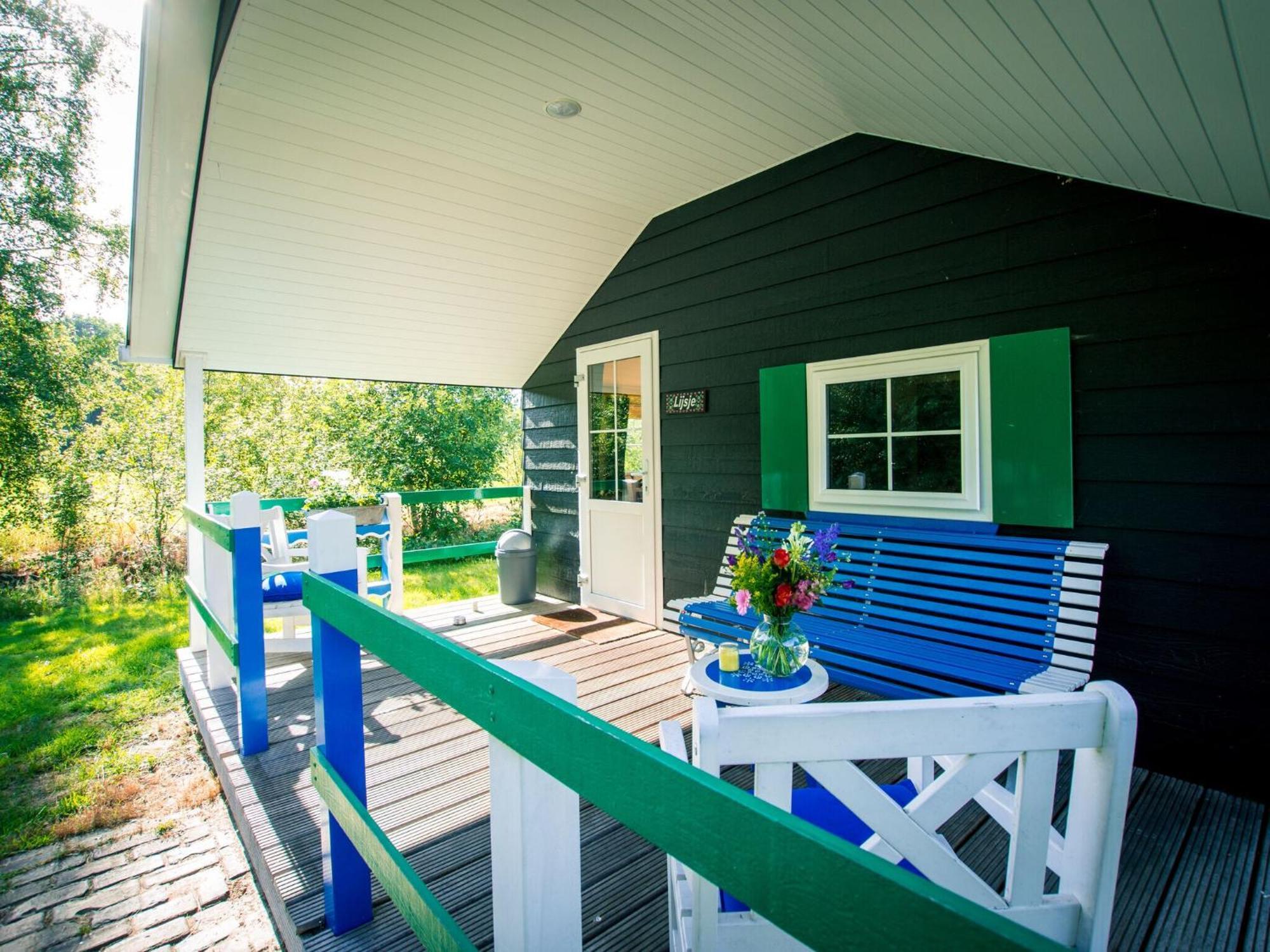 Chalet With Dishwasher, In Natural Environment IJhorst ภายนอก รูปภาพ