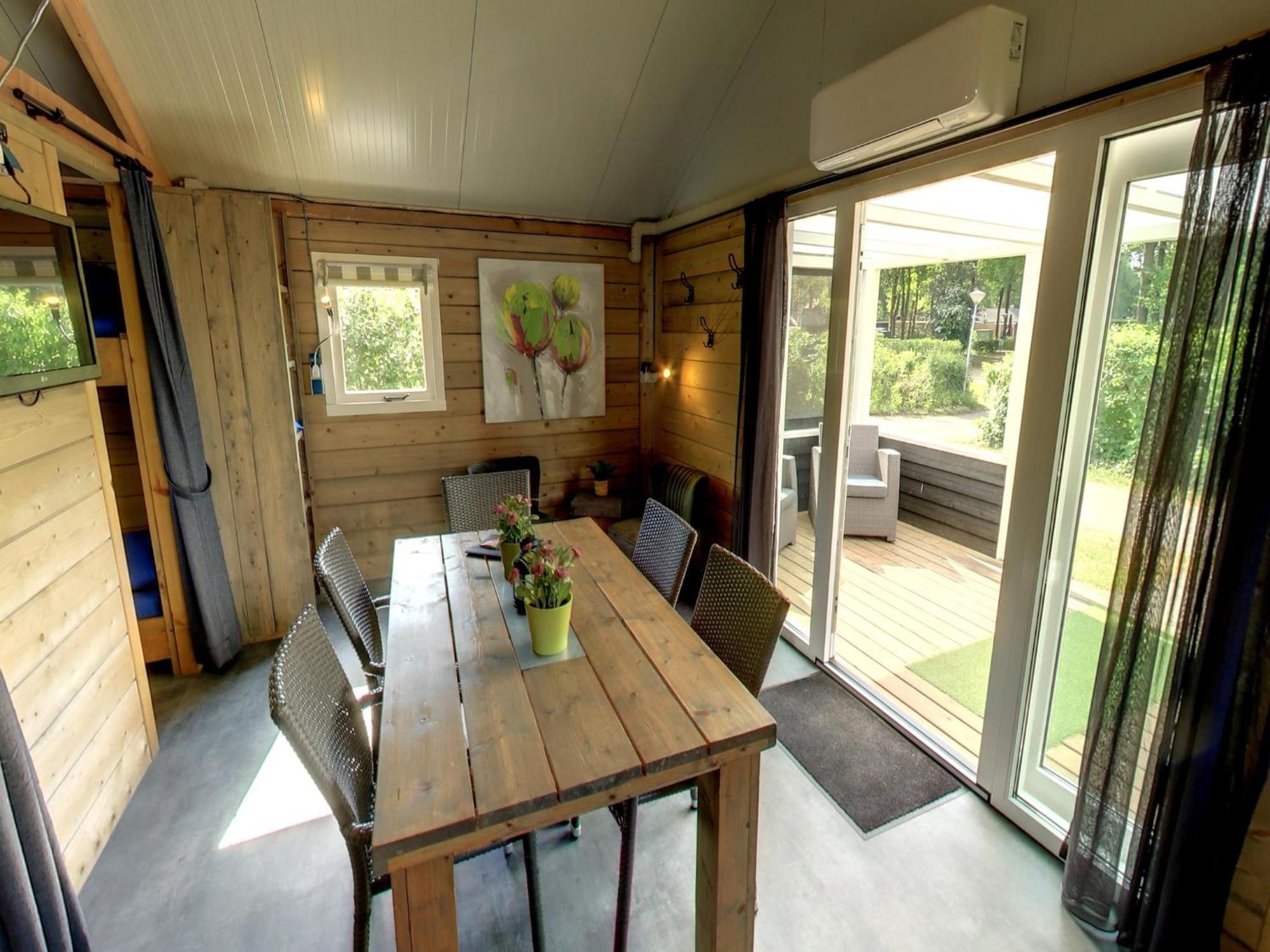 Chalet With Dishwasher, In Natural Environment IJhorst ภายนอก รูปภาพ