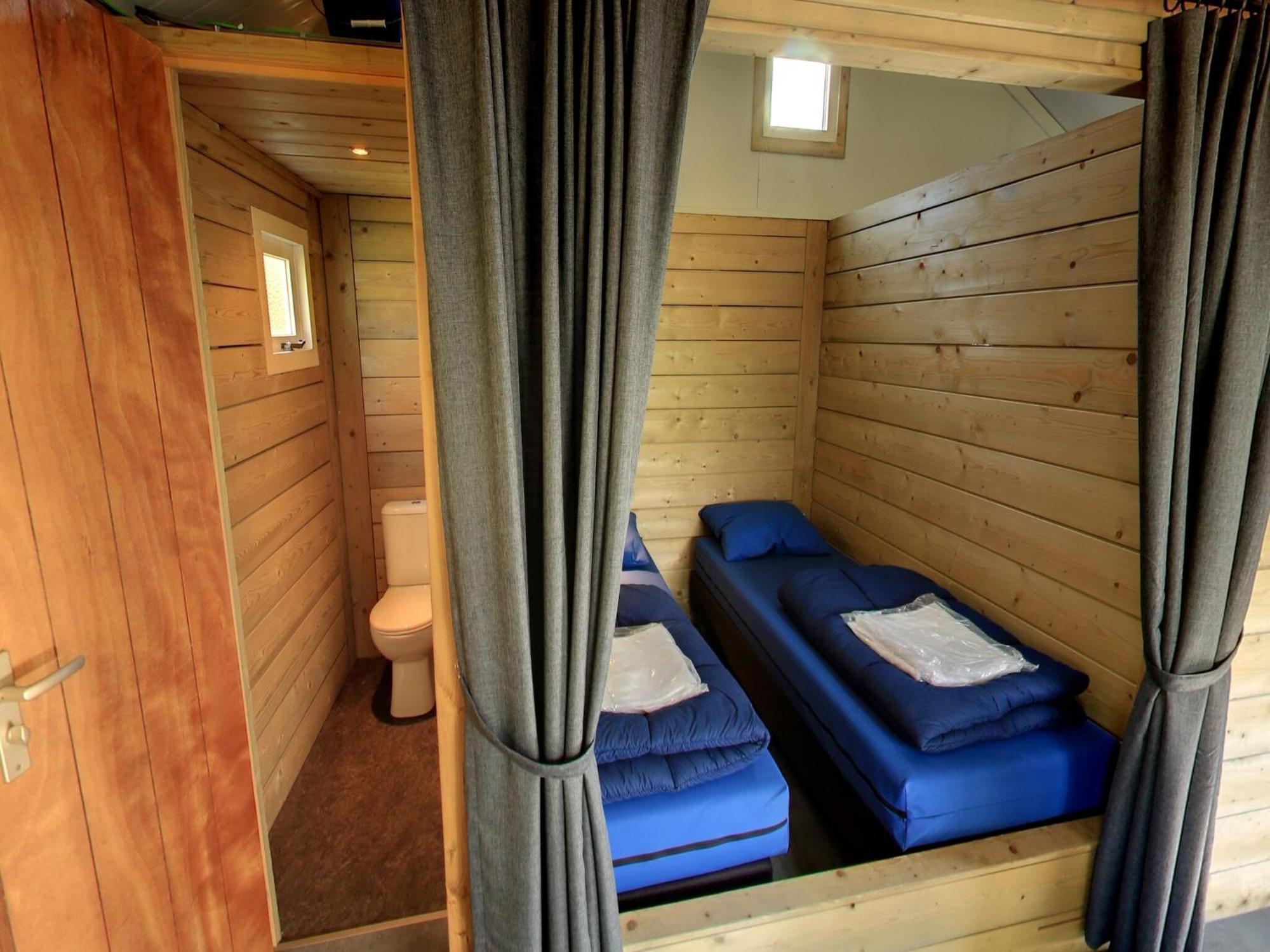 Chalet With Dishwasher, In Natural Environment IJhorst ภายนอก รูปภาพ