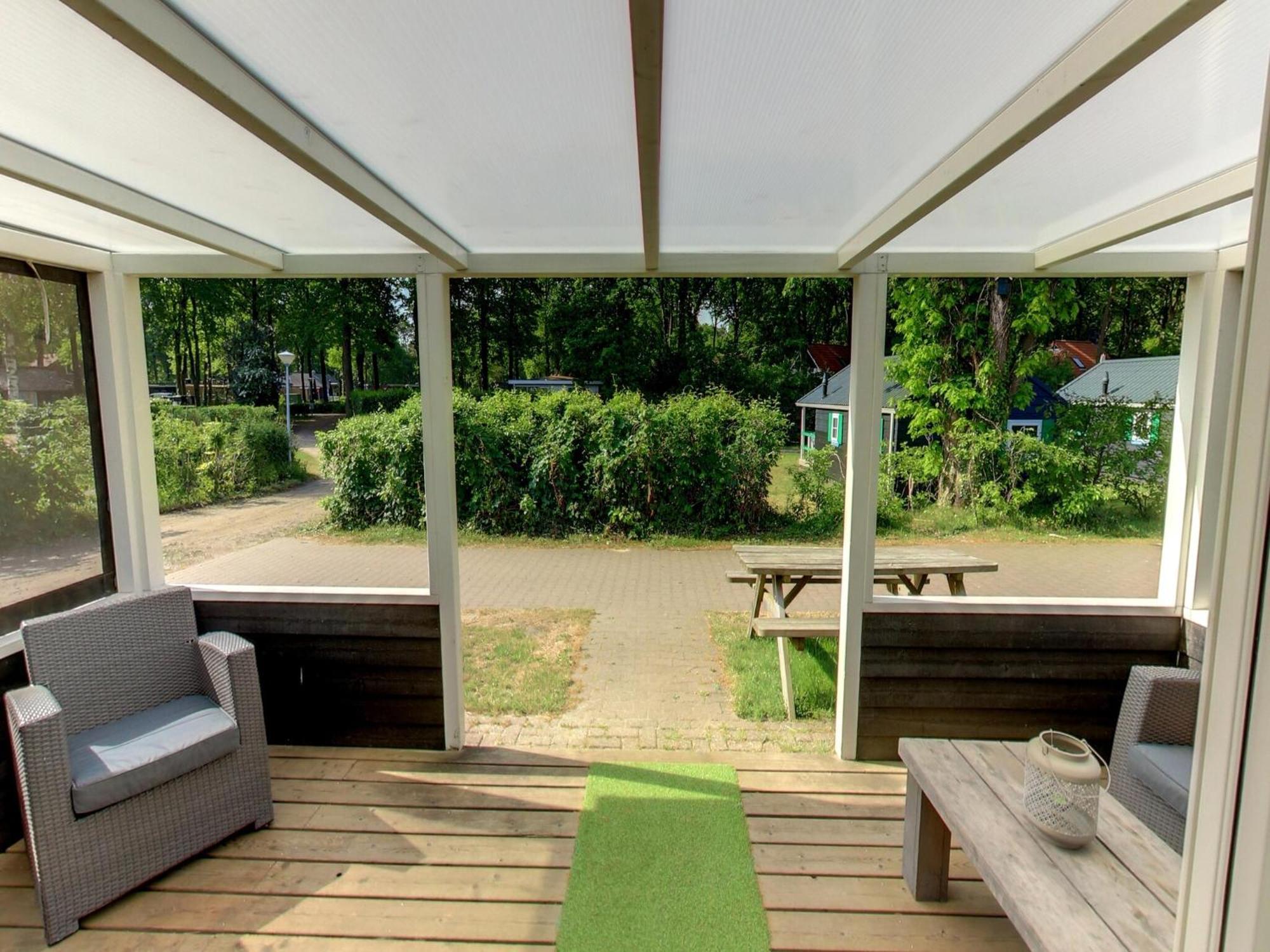 Chalet With Dishwasher, In Natural Environment IJhorst ภายนอก รูปภาพ